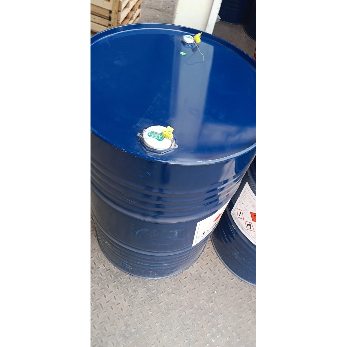 Phenol Crystal Bulk Chemical Supply bulk supply – image 3 of 4 – DPRJ Universal manufacturer